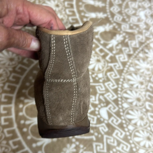 Vintage Vasque Womens Sz 7.5M Hiking Boot Beige Suede Skywalk 7546 Made in Italy - Picture 3 of 10